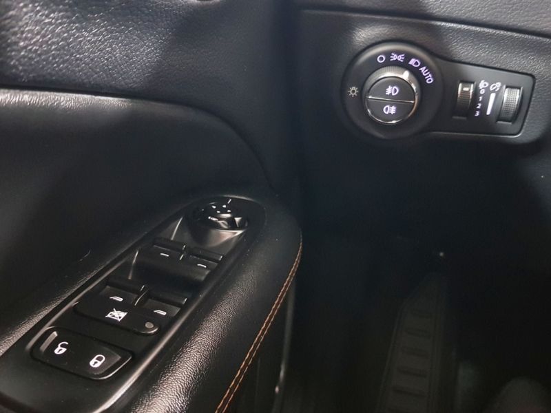 JEEP COMPASS 2.0 16V FLEX LIMITED AUTOMÁTICO 2018/2018 ADVANT AUTOMÓVEIS CAXIAS DO SUL / Carros no Vale