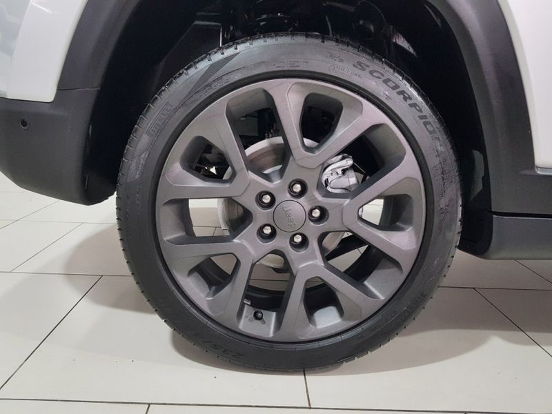 JEEP COMPASS 2.0 16V FLEX LIMITED AUTOMÁTICO 2018/2018 ADVANT AUTOMÓVEIS CAXIAS DO SUL / Carros no Vale