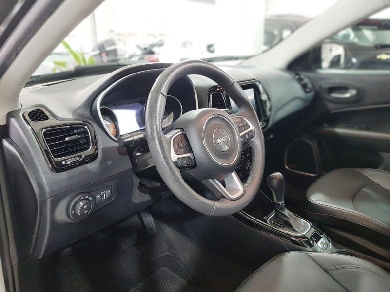 JEEP COMPASS 2.0 16V FLEX LIMITED AUTOMÁTICO 2018/2018 ADVANT AUTOMÓVEIS CAXIAS DO SUL / Carros no Vale