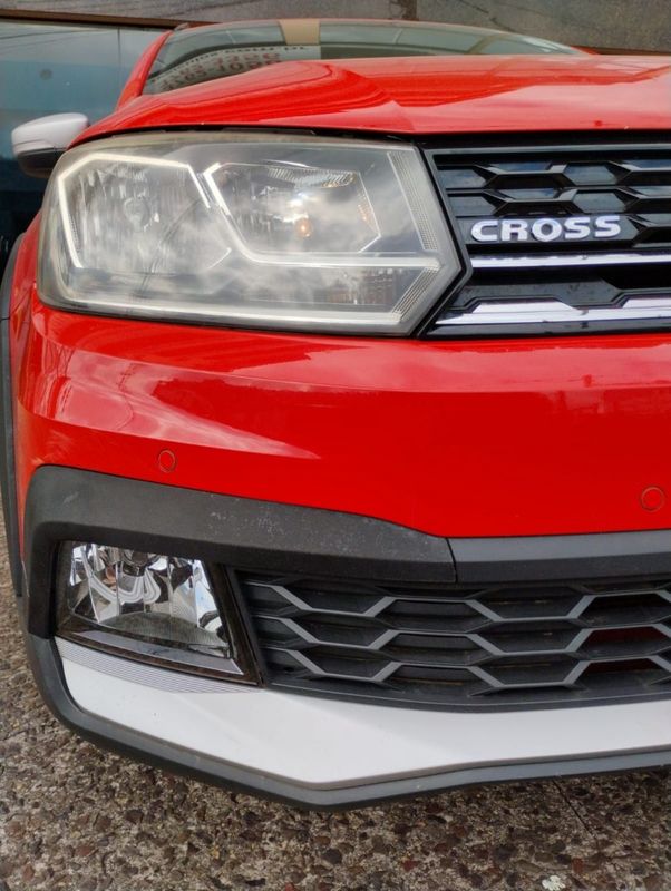 Volkswagen SAVEIRO CROSS 1.6 2017/2017 SÉRGIO VEÍCULOS TEUTÔNIA / Carros no Vale