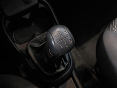 Fiat MOBI 1.0 EVO FLEX LIKE MANUAL 2023/2024 BETIOLO NOVOS E SEMINOVOS LAJEADO / Carros no Vale