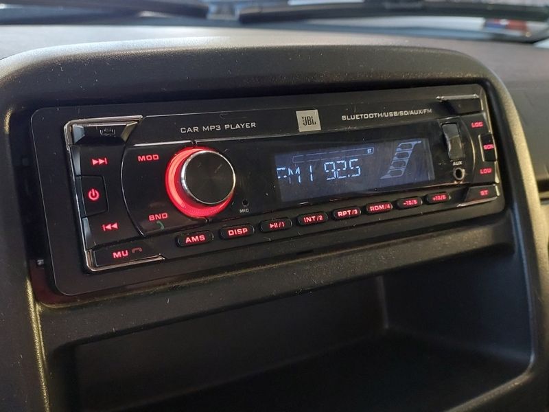 Fiat MOBI 1.0 EVO FLEX LIKE MANUAL 2023/2024 BETIOLO NOVOS E SEMINOVOS LAJEADO / Carros no Vale