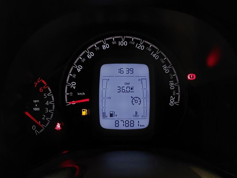 Fiat MOBI 1.0 EVO FLEX LIKE MANUAL 2023/2024 BETIOLO NOVOS E SEMINOVOS LAJEADO / Carros no Vale