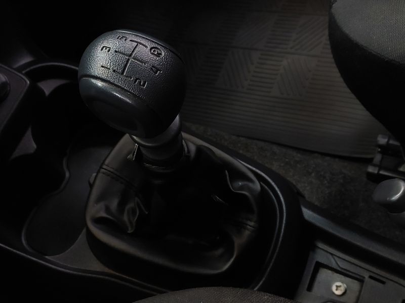 Fiat MOBI 1.0 EVO FLEX LIKE MANUAL 2022/2023 BETIOLO NOVOS E SEMINOVOS LAJEADO / Carros no Vale