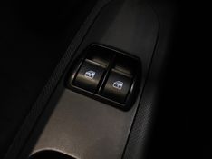 Fiat MOBI 1.0 EVO FLEX LIKE MANUAL 2020/2021 BETIOLO NOVOS E SEMINOVOS LAJEADO / Carros no Vale
