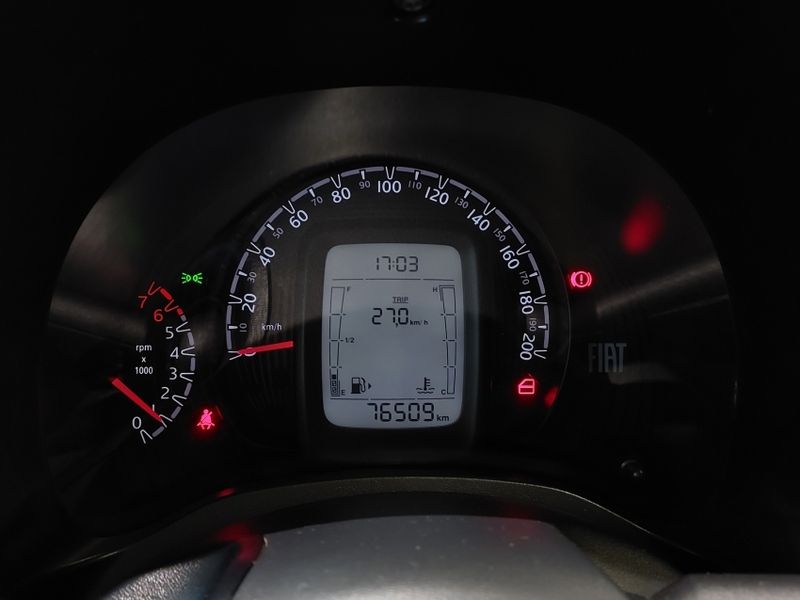 Fiat MOBI 1.0 EVO FLEX LIKE MANUAL 2020/2021 BETIOLO NOVOS E SEMINOVOS LAJEADO / Carros no Vale