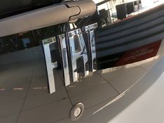 Fiat MOBI 1.0 EVO FLEX LIKE MANUAL 2023/2024 BETIOLO NOVOS E SEMINOVOS LAJEADO / Carros no Vale