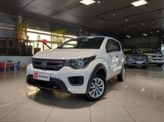 Fiat MOBI 1.0 EVO FLEX LIKE MANUAL 2023/2024 BETIOLO NOVOS E SEMINOVOS LAJEADO / Carros no Vale