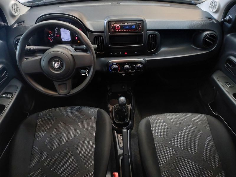 Fiat MOBI 1.0 EVO FLEX LIKE MANUAL 2022/2023 BETIOLO NOVOS E SEMINOVOS LAJEADO / Carros no Vale