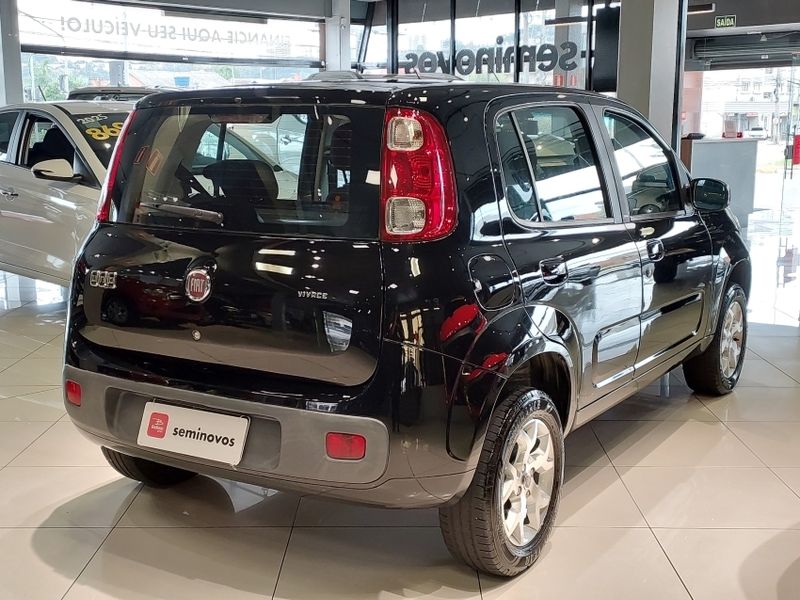 Fiat UNO 1.0 EVO VIVACE 8V FLEX 4P MANUAL 2013/2014 BETIOLO NOVOS E SEMINOVOS LAJEADO / Carros no Vale