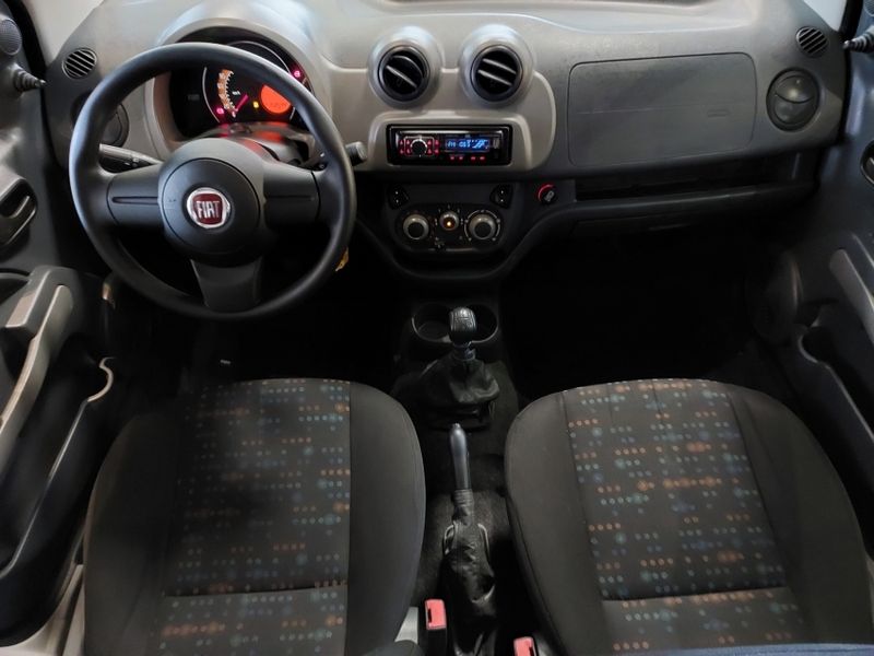 Fiat UNO 1.0 EVO VIVACE 8V FLEX 4P MANUAL 2013/2014 BETIOLO NOVOS E SEMINOVOS LAJEADO / Carros no Vale