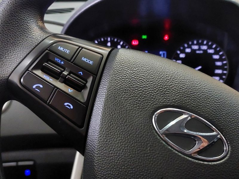 Hyundai CRETA 1.6 16V FLEX ACTION AUTOMÁTICO 2021/2022 BETIOLO NOVOS E SEMINOVOS LAJEADO / Carros no Vale