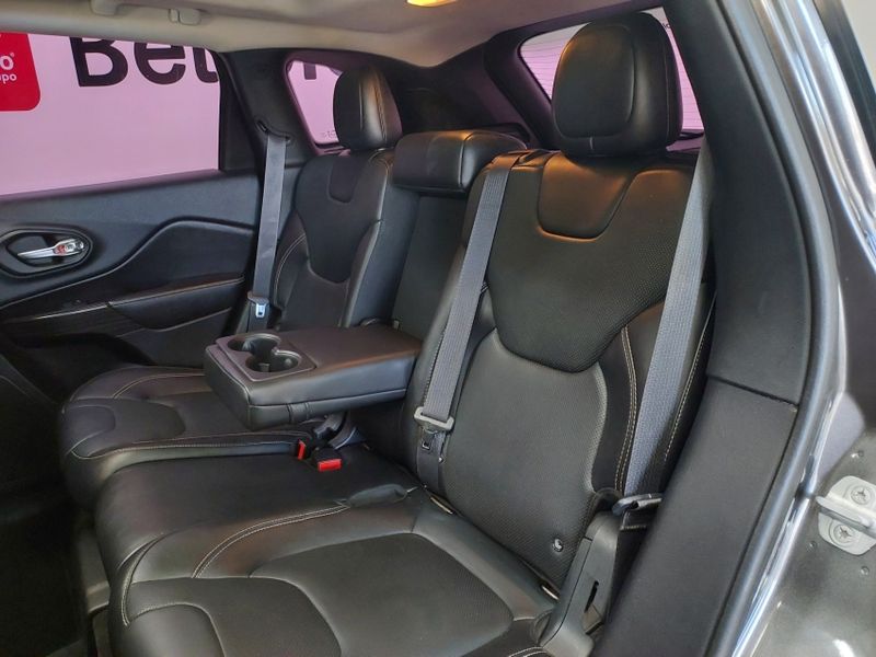JEEP CHEROKEE 3.2 LIMITED 4X4 V6 24V GASOLINA 4P AUTOMÁTICO 2014/2014 BETIOLO NOVOS E SEMINOVOS LAJEADO / Carros no Vale