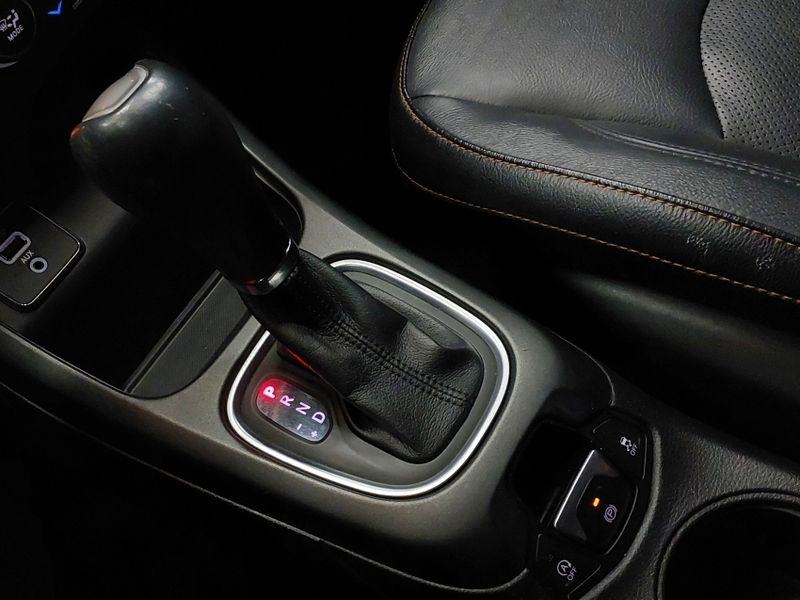 JEEP COMPASS 2.0 16V FLEX LONGITUDE AUTOMÁTICO 2018/2018 BETIOLO NOVOS E SEMINOVOS LAJEADO / Carros no Vale