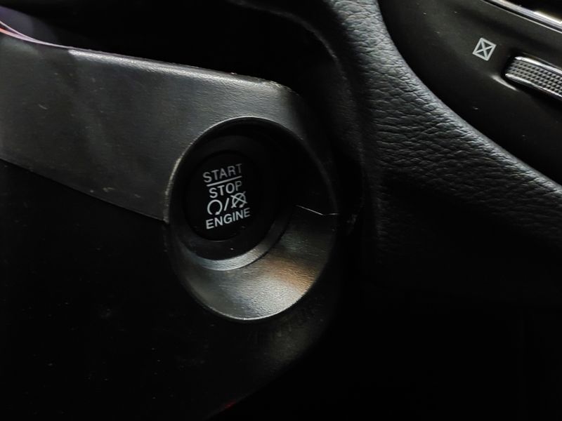 JEEP COMPASS 2.0 16V FLEX LONGITUDE AUTOMÁTICO 2018/2018 BETIOLO NOVOS E SEMINOVOS LAJEADO / Carros no Vale