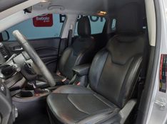 JEEP COMPASS 2.0 16V FLEX LONGITUDE AUTOMÁTICO 2018/2018 BETIOLO NOVOS E SEMINOVOS LAJEADO / Carros no Vale