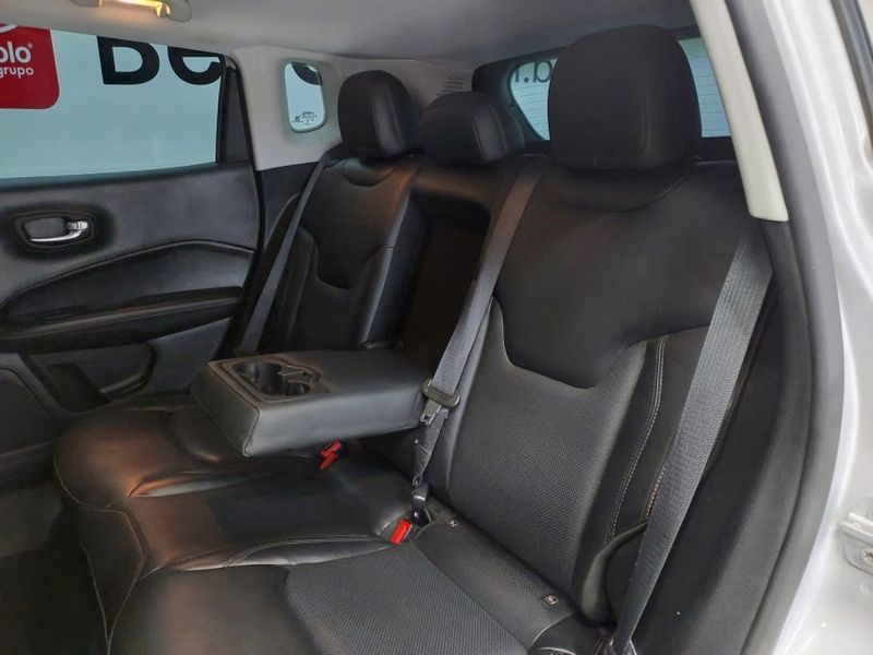 JEEP COMPASS 2.0 16V FLEX LONGITUDE AUTOMÁTICO 2018/2018 BETIOLO NOVOS E SEMINOVOS LAJEADO / Carros no Vale