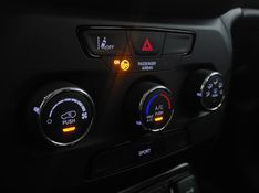 JEEP RENEGADE 1.3 T270 TURBO FLEX AT6 2023/2024 BETIOLO NOVOS E SEMINOVOS LAJEADO / Carros no Vale