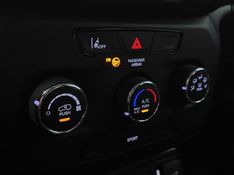 JEEP RENEGADE 1.3 T270 TURBO FLEX AT6 2023/2024 BETIOLO NOVOS E SEMINOVOS LAJEADO / Carros no Vale