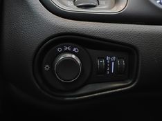 JEEP RENEGADE 1.3 T270 TURBO FLEX AT6 2023/2024 BETIOLO NOVOS E SEMINOVOS LAJEADO / Carros no Vale