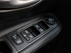 JEEP RENEGADE 1.3 T270 TURBO FLEX AT6 2023/2024 BETIOLO NOVOS E SEMINOVOS LAJEADO / Carros no Vale
