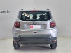 JEEP RENEGADE 1.3 T270 TURBO FLEX AT6 2023/2024 BETIOLO NOVOS E SEMINOVOS LAJEADO / Carros no Vale