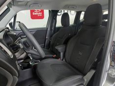 JEEP RENEGADE 1.3 T270 TURBO FLEX AT6 2023/2024 BETIOLO NOVOS E SEMINOVOS LAJEADO / Carros no Vale