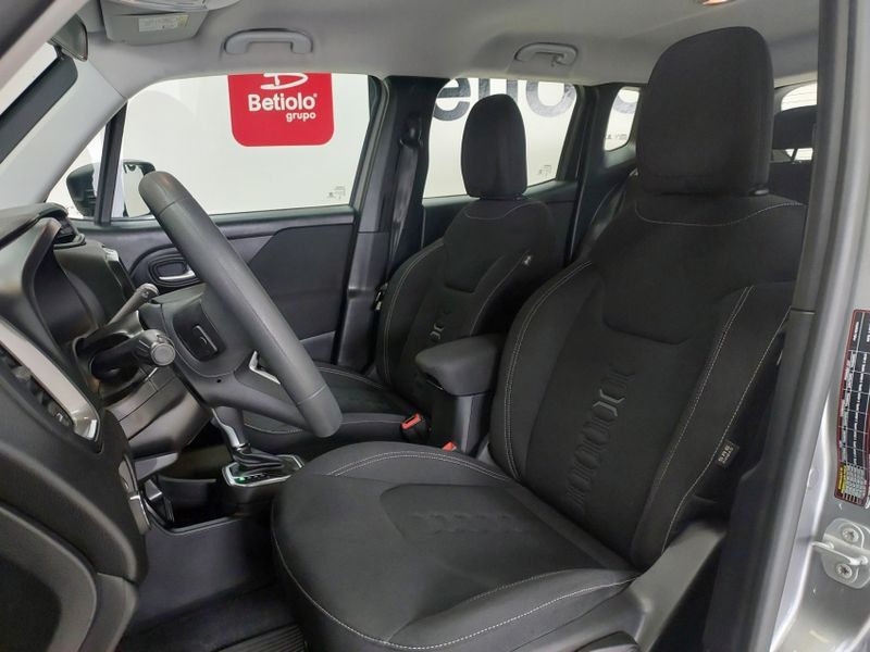 JEEP RENEGADE 1.3 T270 TURBO FLEX AT6 2023/2024 BETIOLO NOVOS E SEMINOVOS LAJEADO / Carros no Vale
