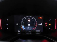 JEEP RENEGADE 1.3 T270 TURBO FLEX LONGITUDE AT6 2022/2022 BETIOLO NOVOS E SEMINOVOS LAJEADO / Carros no Vale