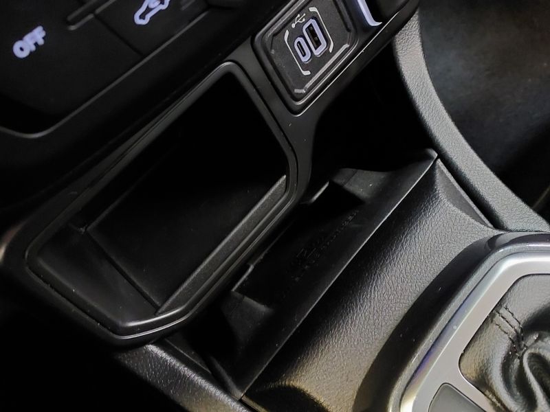 JEEP RENEGADE 1.3 T270 TURBO FLEX LONGITUDE AT6 2024/2025 BETIOLO NOVOS E SEMINOVOS LAJEADO / Carros no Vale