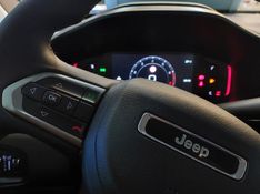 JEEP RENEGADE 1.3 T270 TURBO FLEX LONGITUDE AT6 2024/2025 BETIOLO NOVOS E SEMINOVOS LAJEADO / Carros no Vale