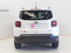 JEEP RENEGADE 1.3 T270 TURBO FLEX LONGITUDE AT6 2024/2025 BETIOLO NOVOS E SEMINOVOS LAJEADO / Carros no Vale