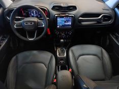 JEEP RENEGADE 1.3 T270 TURBO FLEX LONGITUDE AT6 2024/2025 BETIOLO NOVOS E SEMINOVOS LAJEADO / Carros no Vale