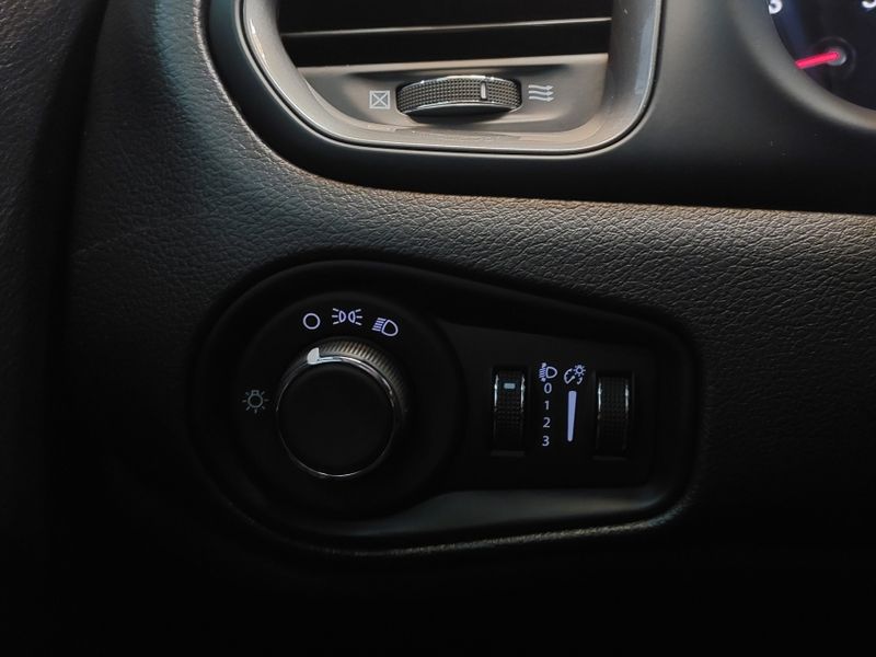 JEEP RENEGADE 1.3 T270 TURBO FLEX SPORT AT6 2022/2023 BETIOLO NOVOS E SEMINOVOS LAJEADO / Carros no Vale