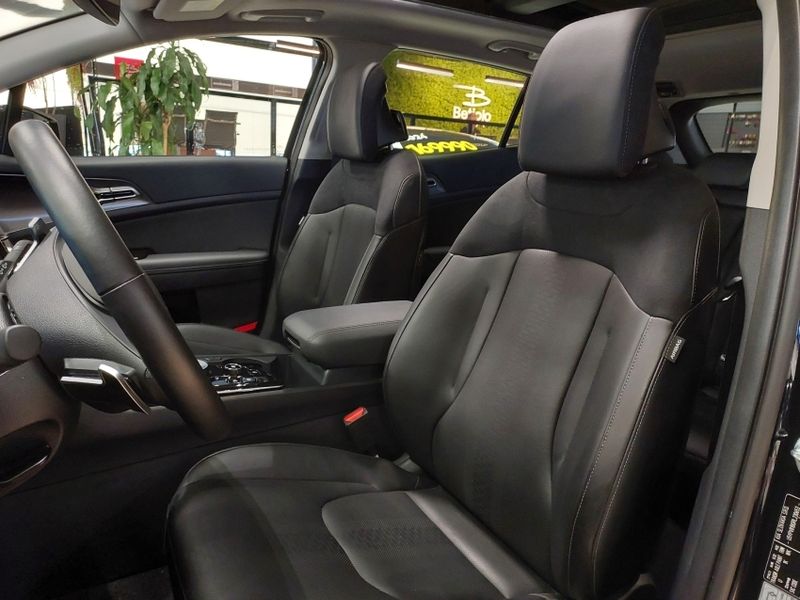KIA SPORTAGE 1.6 TGDI MHEV EX PRESTIGE DCT 2023/2024 BETIOLO NOVOS E SEMINOVOS LAJEADO / Carros no Vale