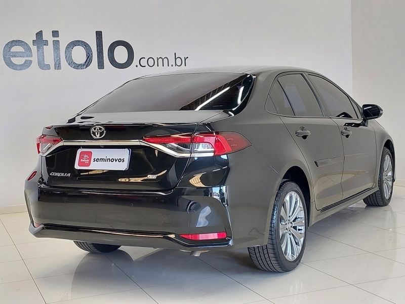 Toyota COROLLA 2.0 VVT-IE FLEX XEI DIRECT SHIFT 2022/2023 BETIOLO NOVOS E SEMINOVOS LAJEADO / Carros no Vale