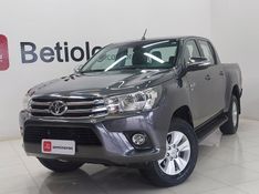 Toyota HILUX 2.7 SRV 4X2 CD 16V FLEX 4P AUTOMÁTICO 2016/2017 BETIOLO NOVOS E SEMINOVOS LAJEADO / Carros no Vale