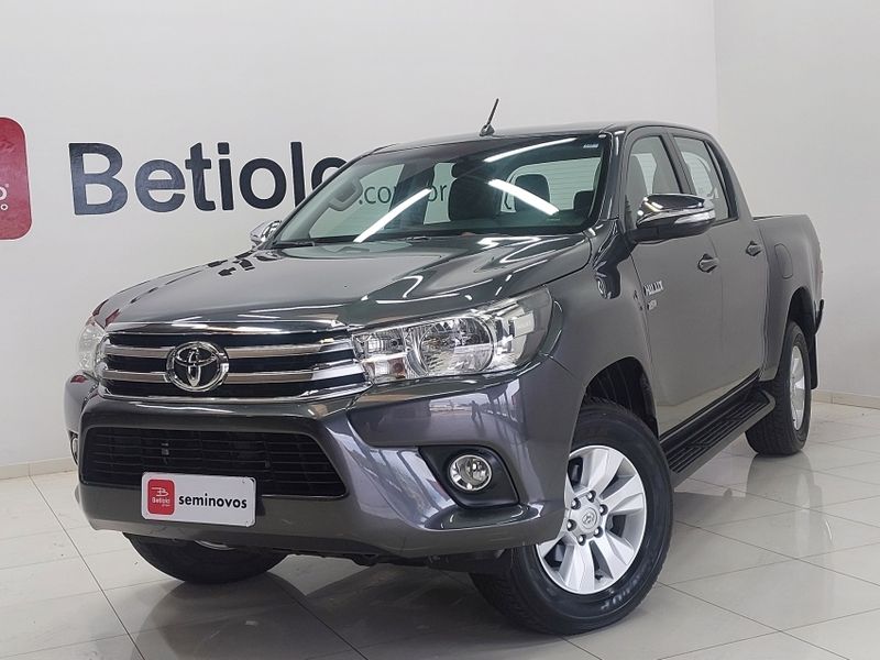 Toyota HILUX 2.7 SRV 4X2 CD 16V FLEX 4P AUTOMÁTICO 2016/2017 BETIOLO NOVOS E SEMINOVOS LAJEADO / Carros no Vale