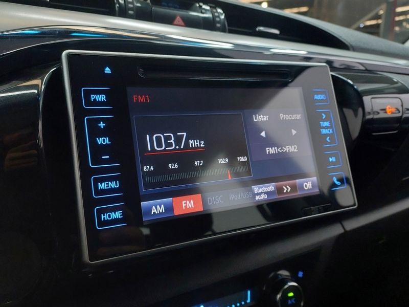 Toyota HILUX 2.7 SRV 4X2 CD 16V FLEX 4P AUTOMÁTICO 2016/2017 BETIOLO NOVOS E SEMINOVOS LAJEADO / Carros no Vale