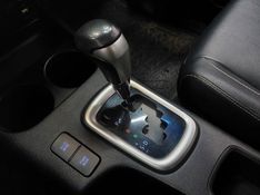 Toyota HILUX 2.7 SRV 4X2 CD 16V FLEX 4P AUTOMÁTICO 2016/2017 BETIOLO NOVOS E SEMINOVOS LAJEADO / Carros no Vale