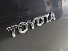 Toyota HILUX 2.7 SRV 4X2 CD 16V FLEX 4P AUTOMÁTICO 2016/2017 BETIOLO NOVOS E SEMINOVOS LAJEADO / Carros no Vale