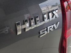 Toyota HILUX 2.7 SRV 4X2 CD 16V FLEX 4P AUTOMÁTICO 2016/2017 BETIOLO NOVOS E SEMINOVOS LAJEADO / Carros no Vale