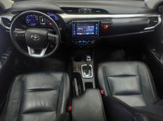 Toyota HILUX 2.7 SRV 4X2 CD 16V FLEX 4P AUTOMÁTICO 2016/2017 BETIOLO NOVOS E SEMINOVOS LAJEADO / Carros no Vale