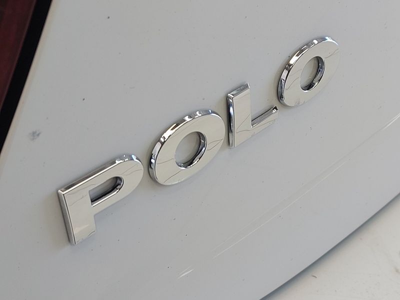 Volkswagen POLO 1.0 MPI TOTAL FLEX MANUAL 2019/2020 BETIOLO NOVOS E SEMINOVOS LAJEADO / Carros no Vale