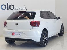 Volkswagen POLO 1.0 MPI TOTAL FLEX MANUAL 2019/2020 BETIOLO NOVOS E SEMINOVOS LAJEADO / Carros no Vale