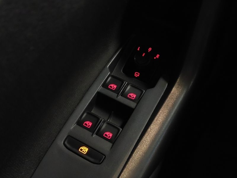 Volkswagen VIRTUS 1.0 200 TSI HIGHLINE AUTOMÁTICO 2023/2023 BETIOLO NOVOS E SEMINOVOS LAJEADO / Carros no Vale