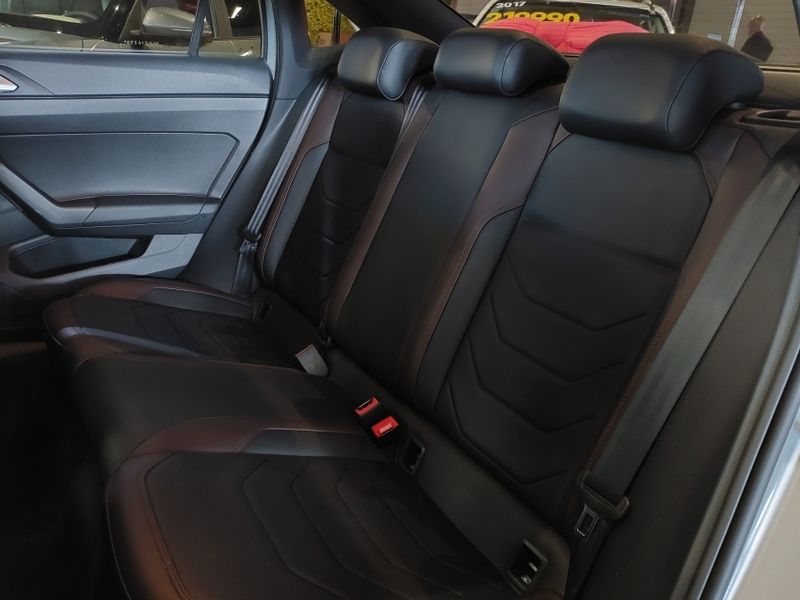 Volkswagen VIRTUS 1.0 200 TSI HIGHLINE AUTOMÁTICO 2023/2023 BETIOLO NOVOS E SEMINOVOS LAJEADO / Carros no Vale