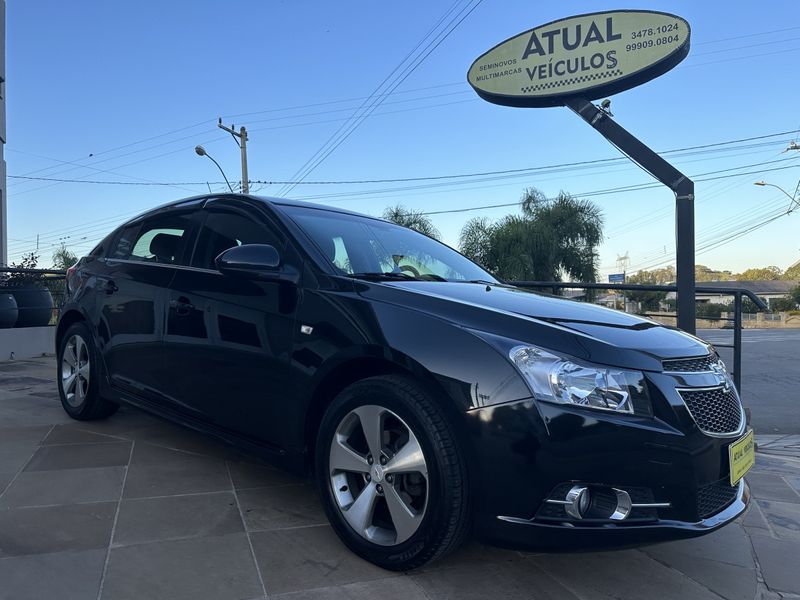 CHEVROLET CRUZE HB Sport LT 1.8 16V FlexP Mec 2013/2013 ATUAL VEÍCULOS VISTA ALEGRE DO PRATA / Carros no Vale