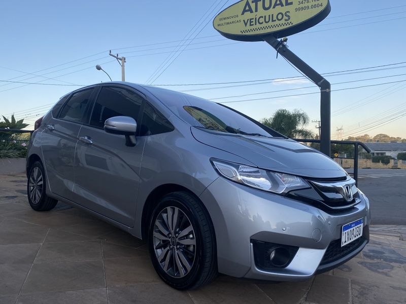 Honda Fit EX/S/EX 1.5 /one 16V 2016/2017 ATUAL VEÍCULOS VISTA ALEGRE DO PRATA / Carros no Vale