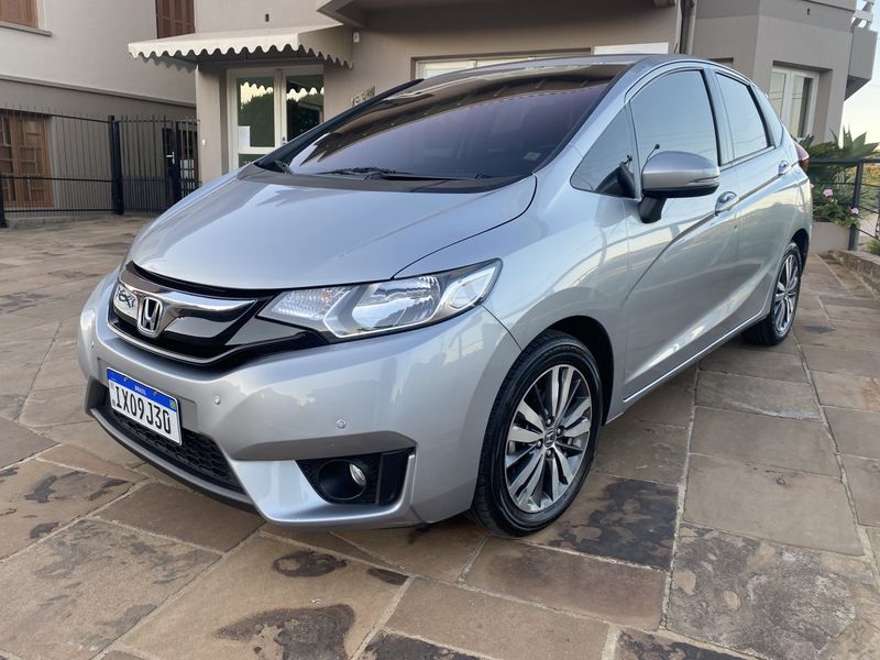 Honda Fit EX/S/EX 1.5 /one 16V 2016/2017 ATUAL VEÍCULOS VISTA ALEGRE DO PRATA / Carros no Vale